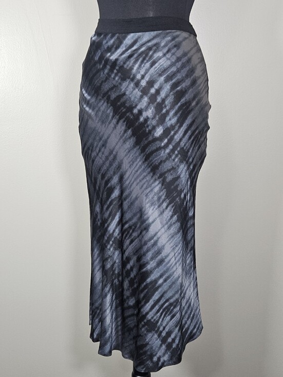 Rails Dresses & Skirts - Rails Black Tide Satin Rayon Viscose Midi Length Slip Skirt Navy Gray Black XS